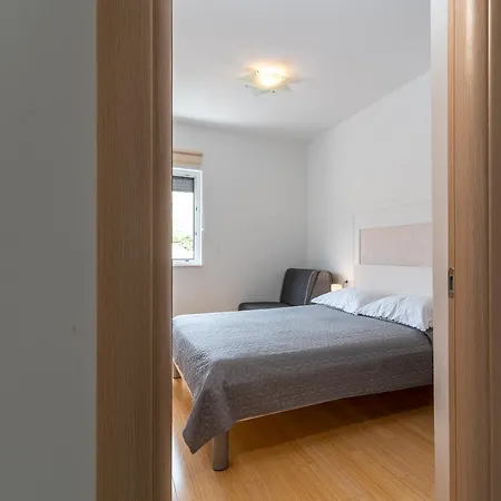 Lorena Apartment *