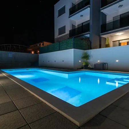 Appartement Lorena *