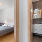 Lorena Apartmán *